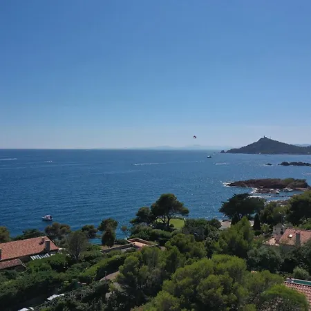 Apartment Rez De Chaussee De La Elisabeth-antheor, Saint-raphael Saint-Raphaël